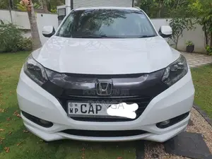 Honda Vezel 2016 SUV (Used)