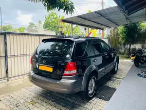 Kia Sorento 4x4 2004 SUV (Used)