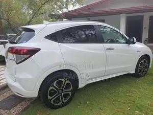 Honda Vezel 2016 SUV (Used)