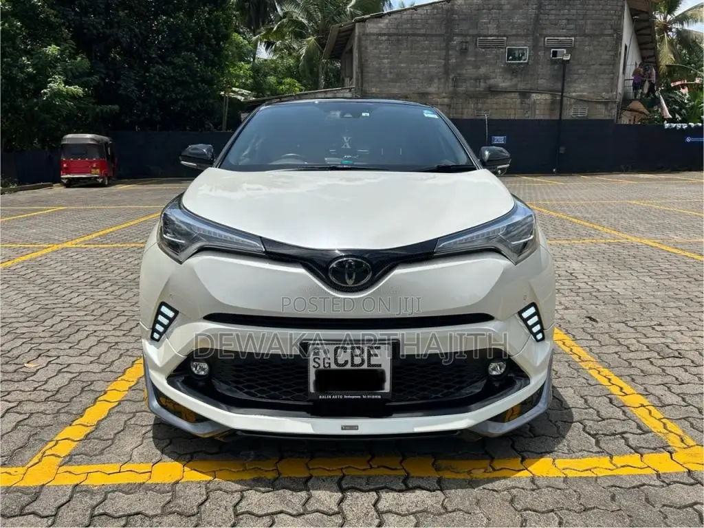 Toyota CHR NGX 10 2018 SUV (Used)
