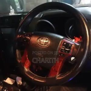 Toyota Land Cruiser 2013 SUV (Used)