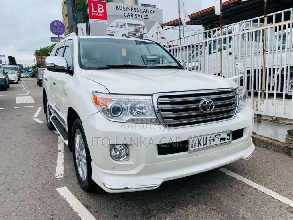 Toyota Land Cruiser V8 ZX 2011 SUV (Used)