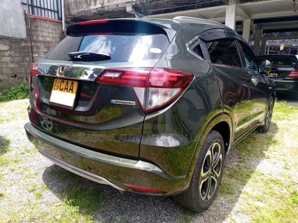 Honda VEZEL ORANGE 2014 SUV (Used)