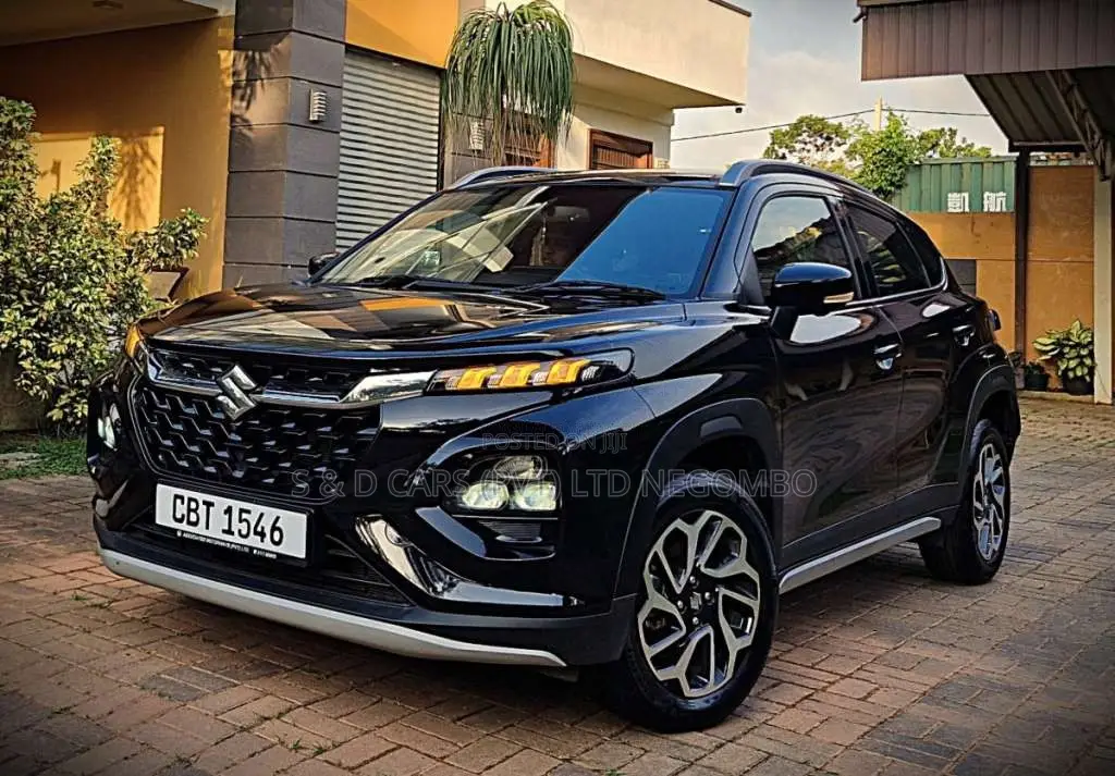 Suzuki Fronx Alpha Full Spec 2025 SUV (Used)