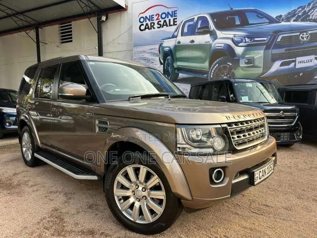 Land-Rover Discovery 4S SDV6 2015 SUV (Used)