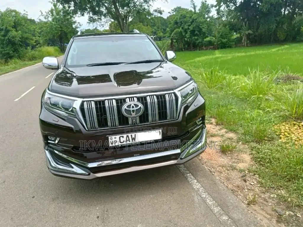 Toyota Land Cruiser 2017 SUV Brand New