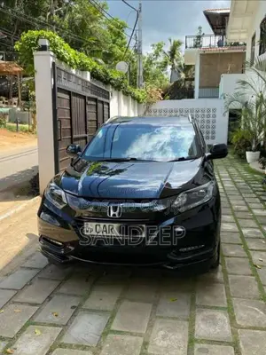 Honda Vezel 2016 SUV (Used)