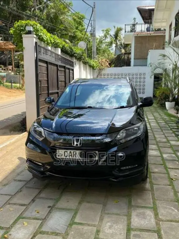 Honda Vezel 2016 SUV (Used)