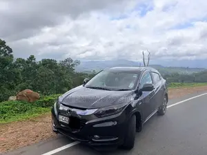 Honda Vezel 2014 SUV (Used)
