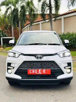 Toyota Raize 2023 SUV (Used)