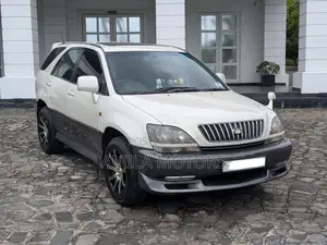 Toyota Harrier 1999 SUV (Used)