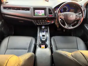 Honda Vezel 2013 SUV (Used)