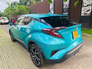 Toyota CHR 2016 SUV (Used)