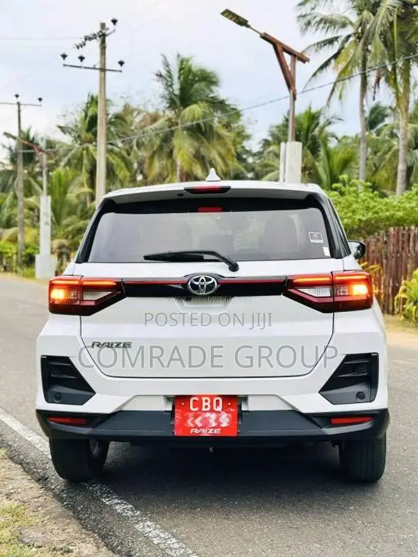 Toyota Raize 2023 SUV (Used)