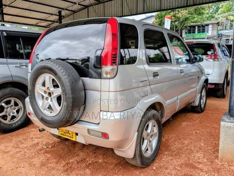 Daihatsu Terios 2001 SUV (Used)