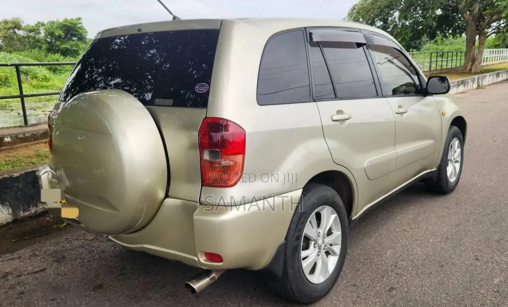Toyota RAV4 J STYLE 2000 SUV (Used)