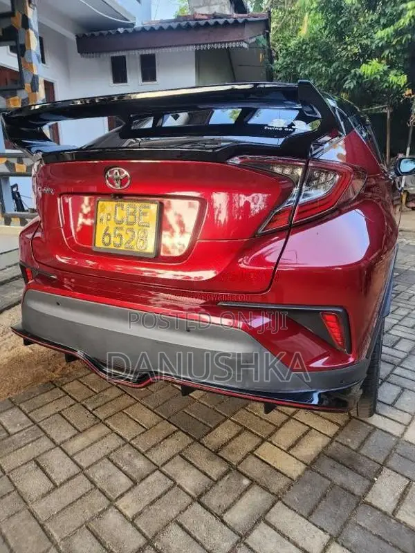 Toyota CHR NGX10 GT TURBO 2018 SUV (Used)