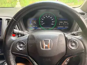 Honda Vezel 2014 SUV (Used)