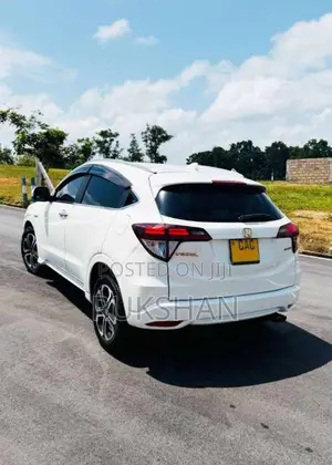 Honda Vezel 2014 SUV (Used)