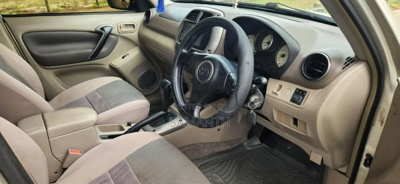 Toyota RAV4 J STYLE 2000 SUV (Used)
