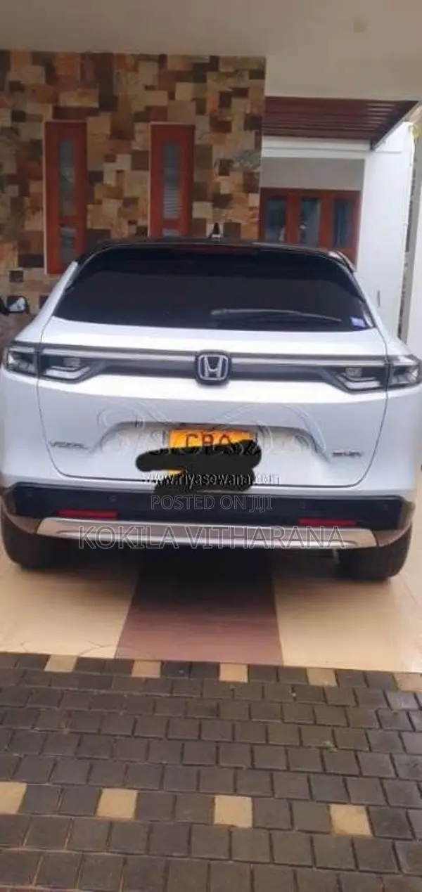 Honda Vezel 2025 SUV (Used)