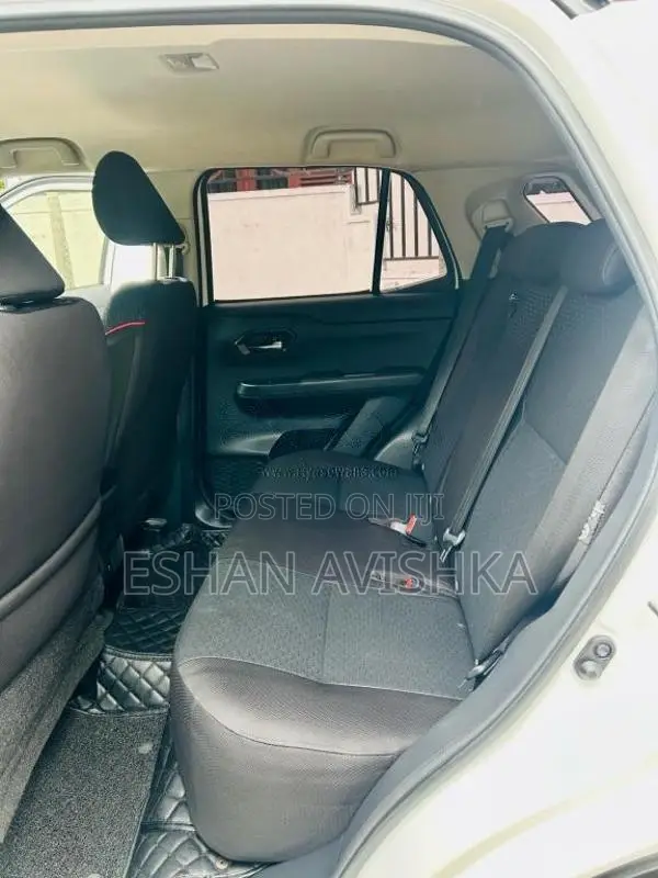 Toyota Raize 2020 SUV (Used)
