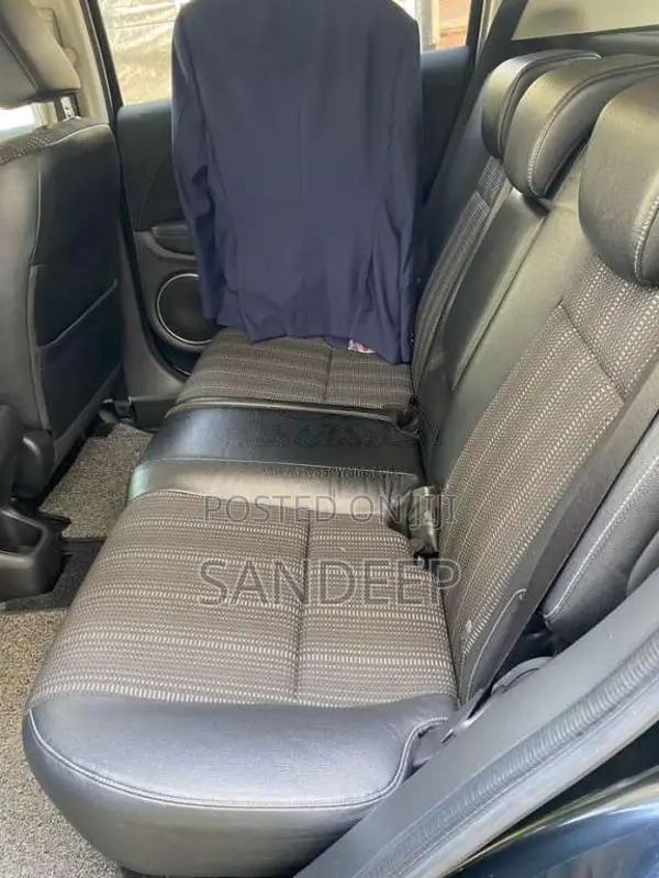 Honda Vezel 2016 SUV (Used)