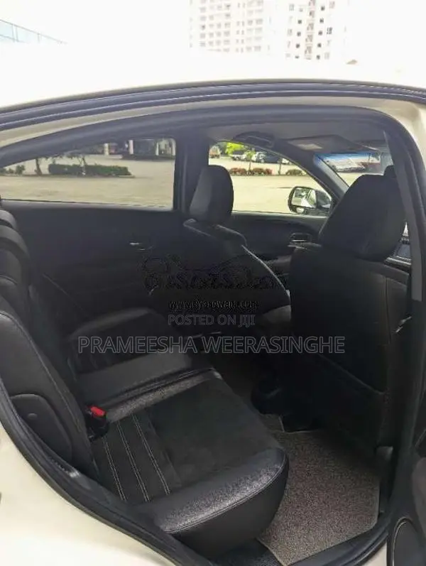 Honda Vezel 2017 SUV (Used)