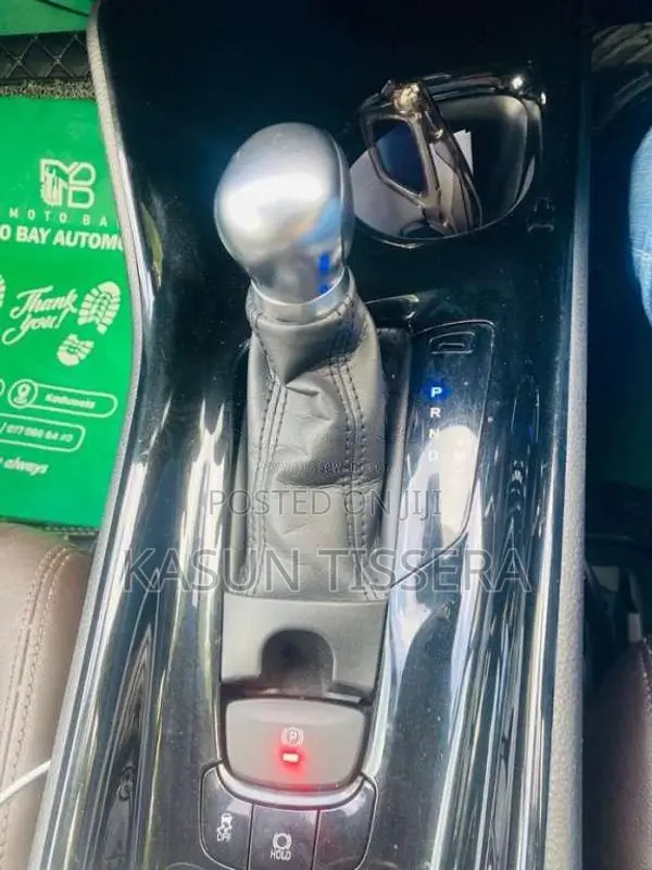 Toyota CHR 2016 SUV (Used)