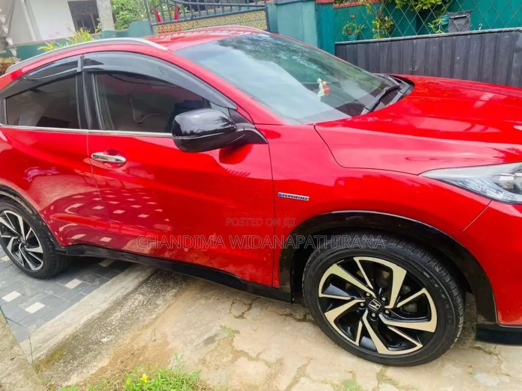 Honda Vezel RS 2018 SUV (Used)