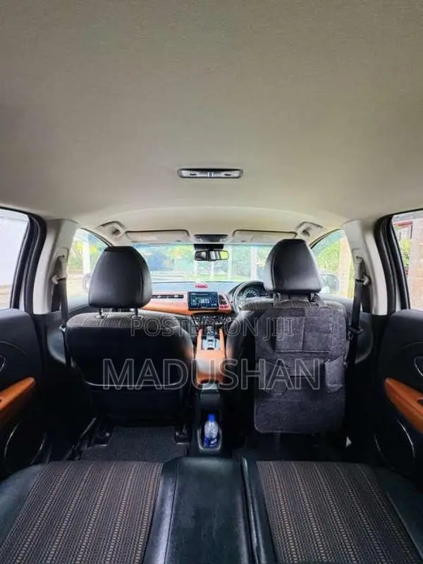 Honda Vezel 2014 SUV (Used)