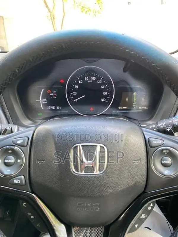 Honda Vezel 2016 SUV (Used)
