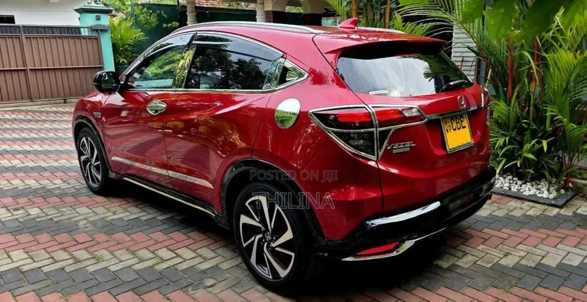 Honda Vezel RS Sensing Premium 2018 SUV (Used)