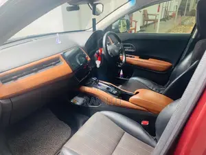 Honda Vezel 2014 SUV (Used)