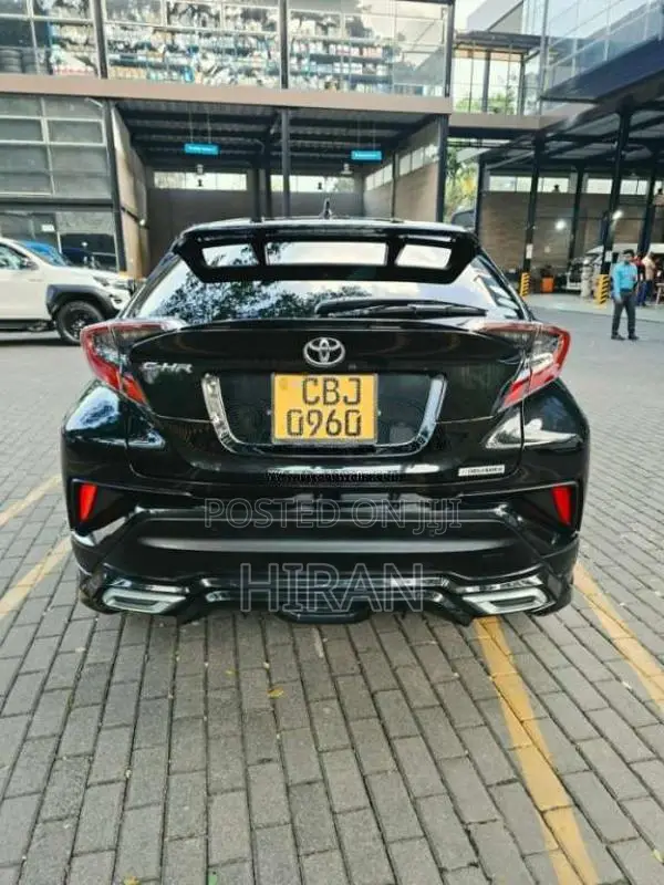 Toyota CHR 2019 SUV (Used)