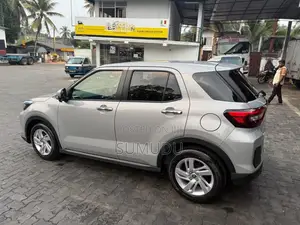 Toyota Raize 2025 SUV (Used)