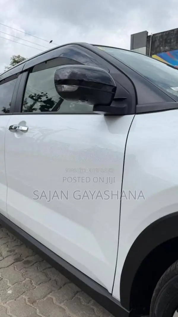 Toyota Raize Hybrid Z GRADE 2024 SUV Unregistered (Recondition)