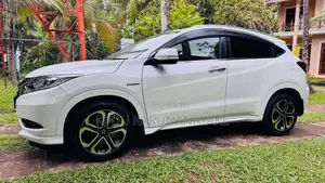 Honda Vezel 2016 SUV (Used)