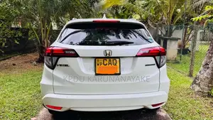 Honda Vezel 2016 SUV (Used)