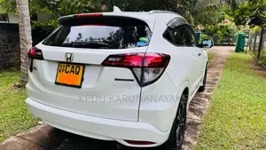 Honda Vezel 2016 SUV (Used)