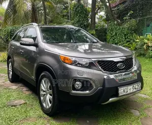 Kia Sorento 2012 SUV (Used)