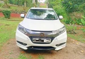 Honda Vezel 2014 SUV (Used)