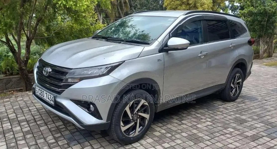 Toyota Rush 2018 SUV (Used)