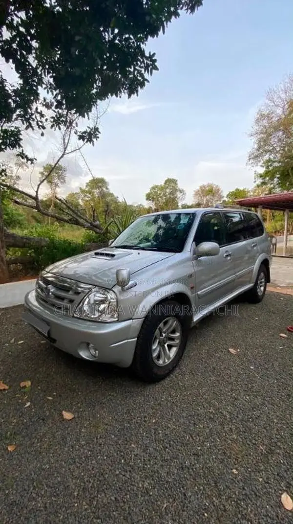 Suzuki Grand Vitara 2005 SUV (Used)