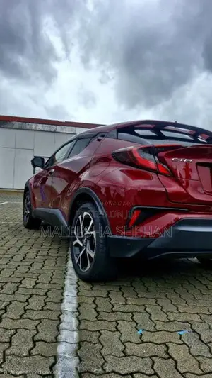 Toyota CHR 2018 SUV (Used)