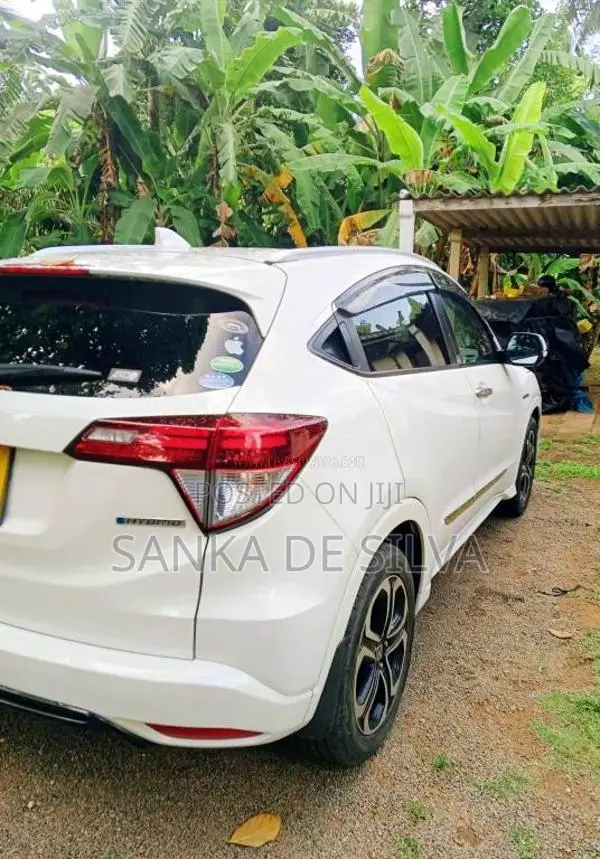 Honda Vezel 2014 SUV (Used)