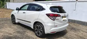 Honda Vezel 2014 SUV (Used)