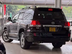 Toyota Land Cruiser Sahara ZX 60th Anniversary 2011 SUV (Used)