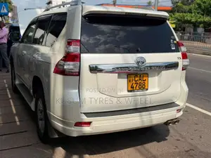 Toyota Land Cruiser Prado 2014 SUV (Used)