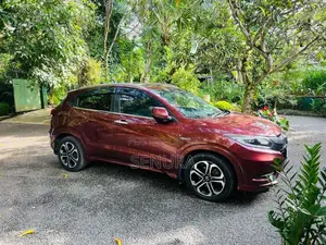 Honda Vezel 2014 SUV (Used)
